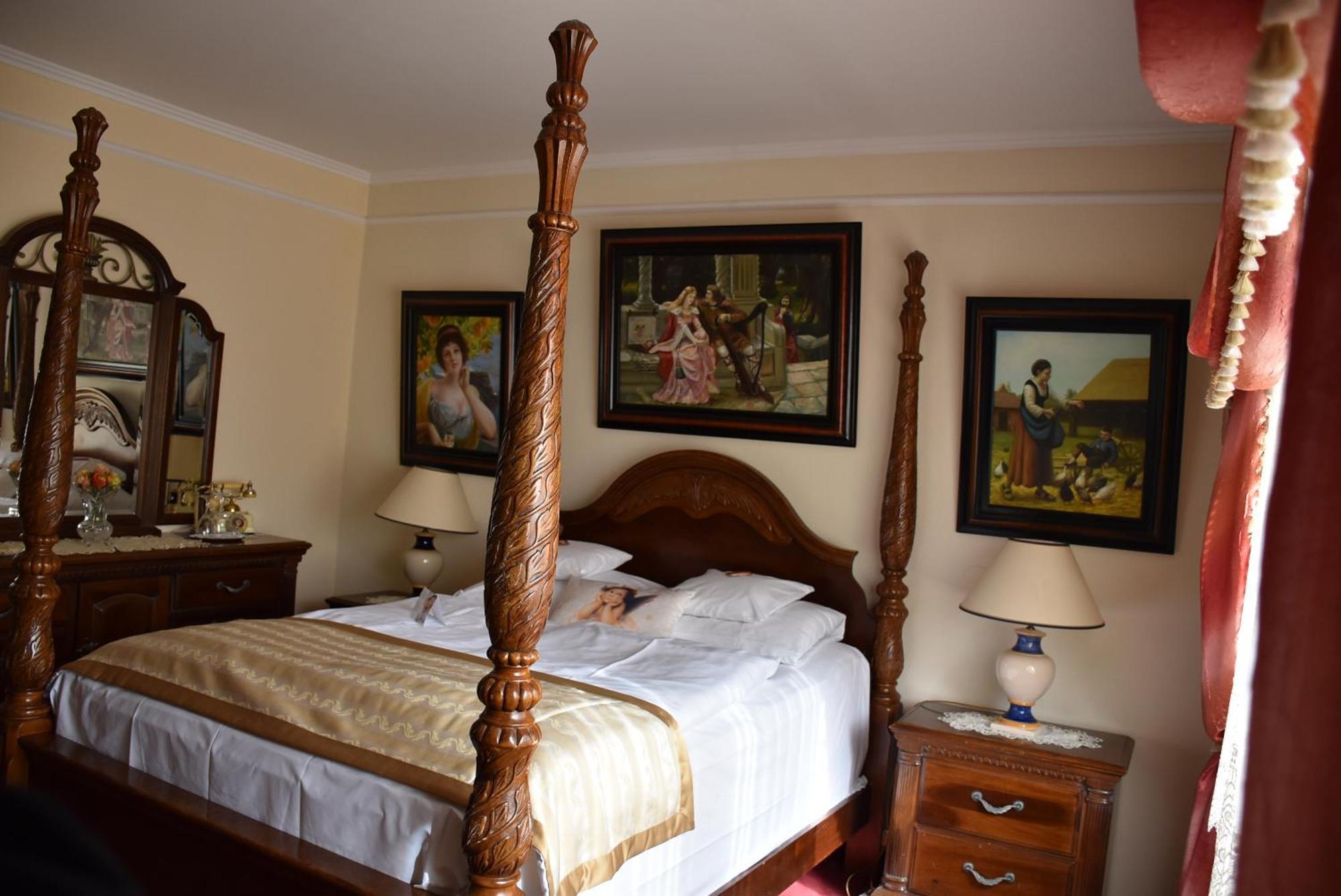 Hotel Grande Celje Oda fotoğraf